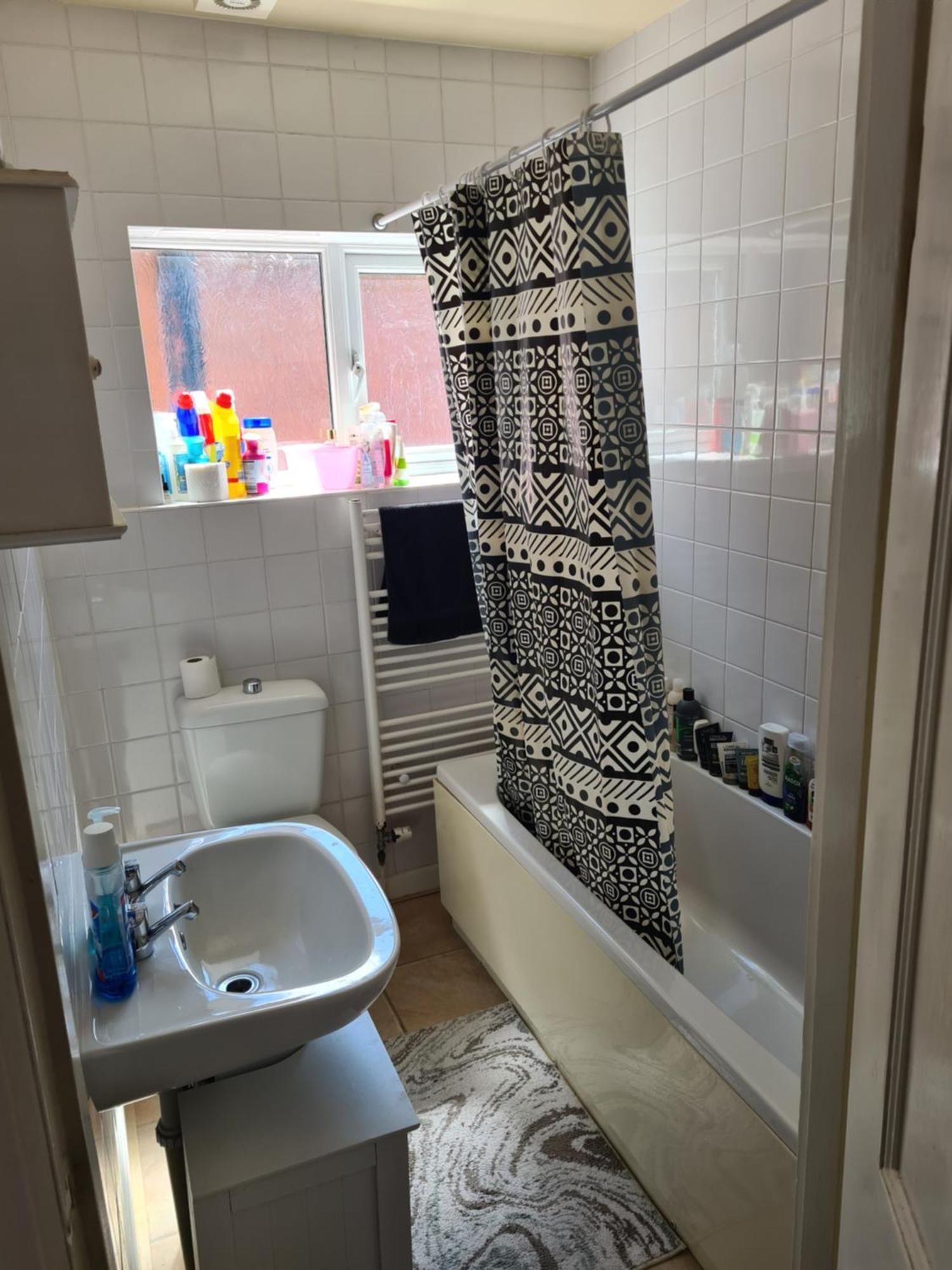 A Private & Beautiful Bedroom With Shared Bathroom In The Heart Of Борнмут Экстерьер фото